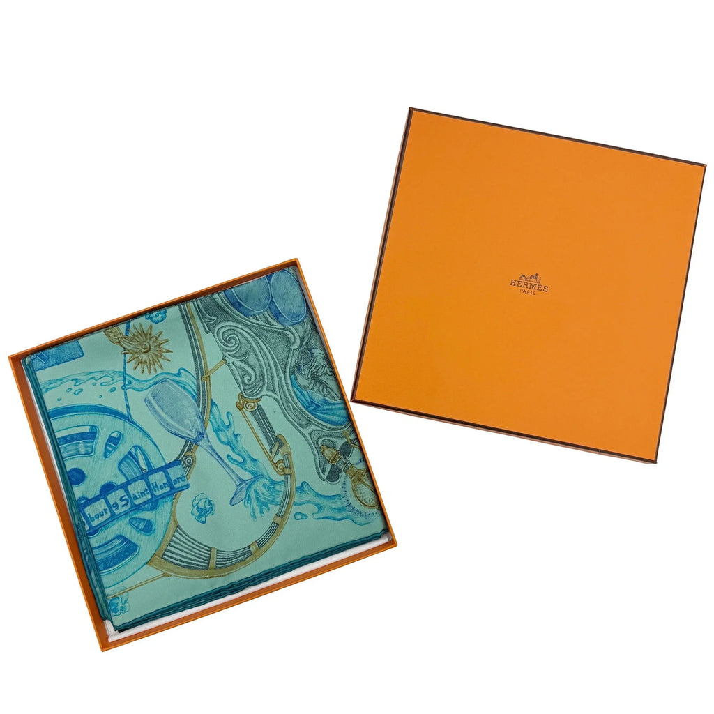 Pre-Owned Hermes HERMES Kare90 The Horsewards Horse Award Silk Green Blue Gray Scarf Large Ladies (Like New)