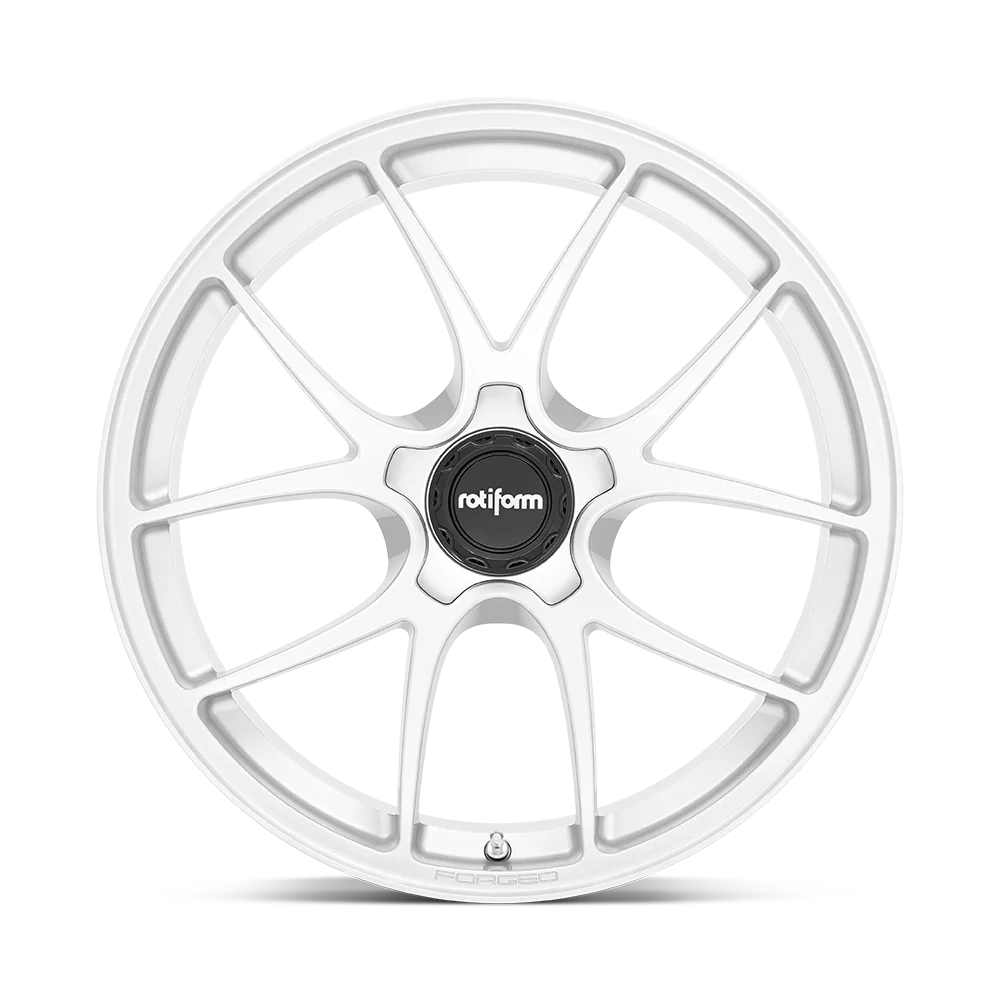 Rotim R900 Ltn 20X11 5X130 60Et 66.56Cb Gloss Silver Wheel