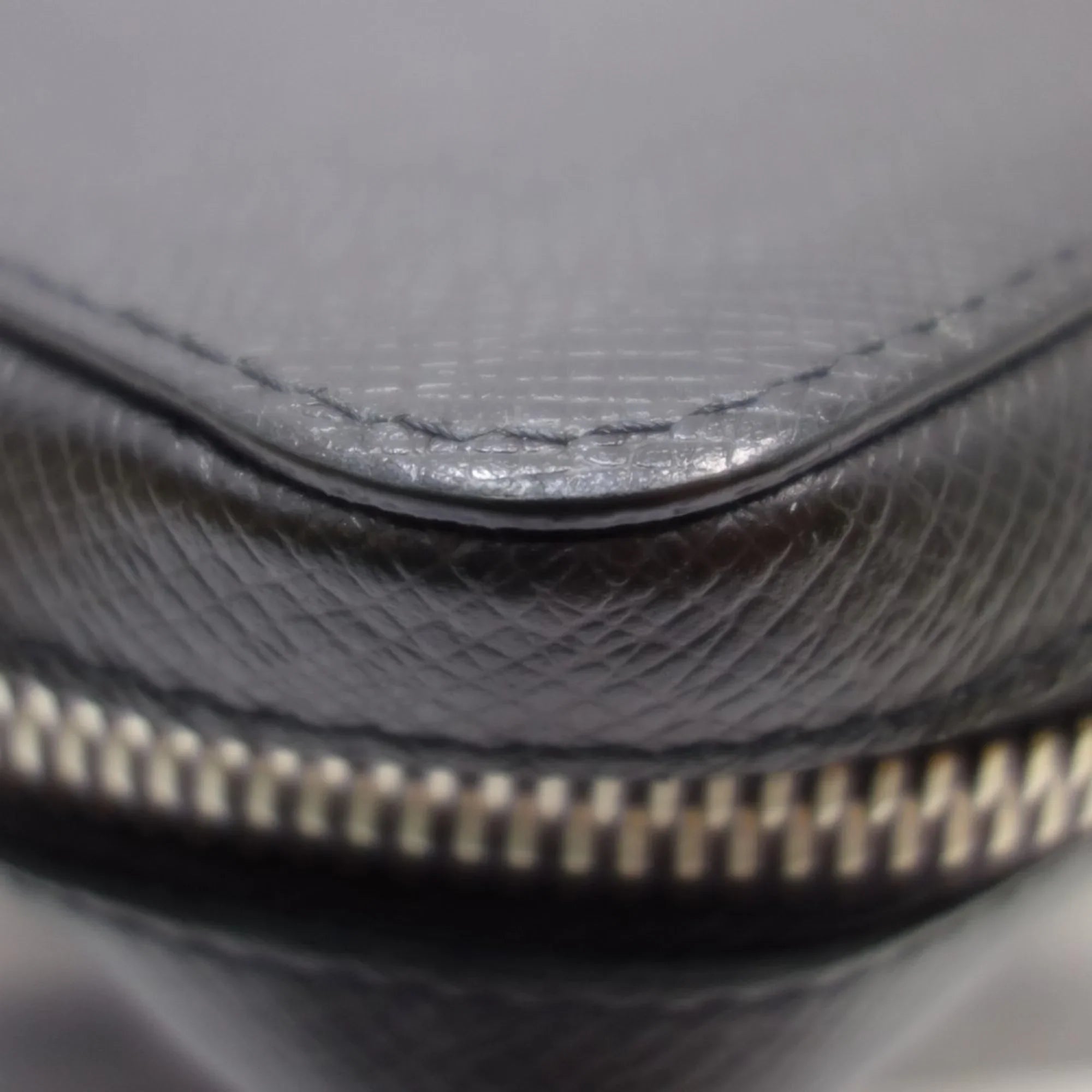 Pre-Owned Louis Vuitton Taiga LOUIS VUITTON Zippy XL M42097 Long Wallet Ardoise 083562 (Good)