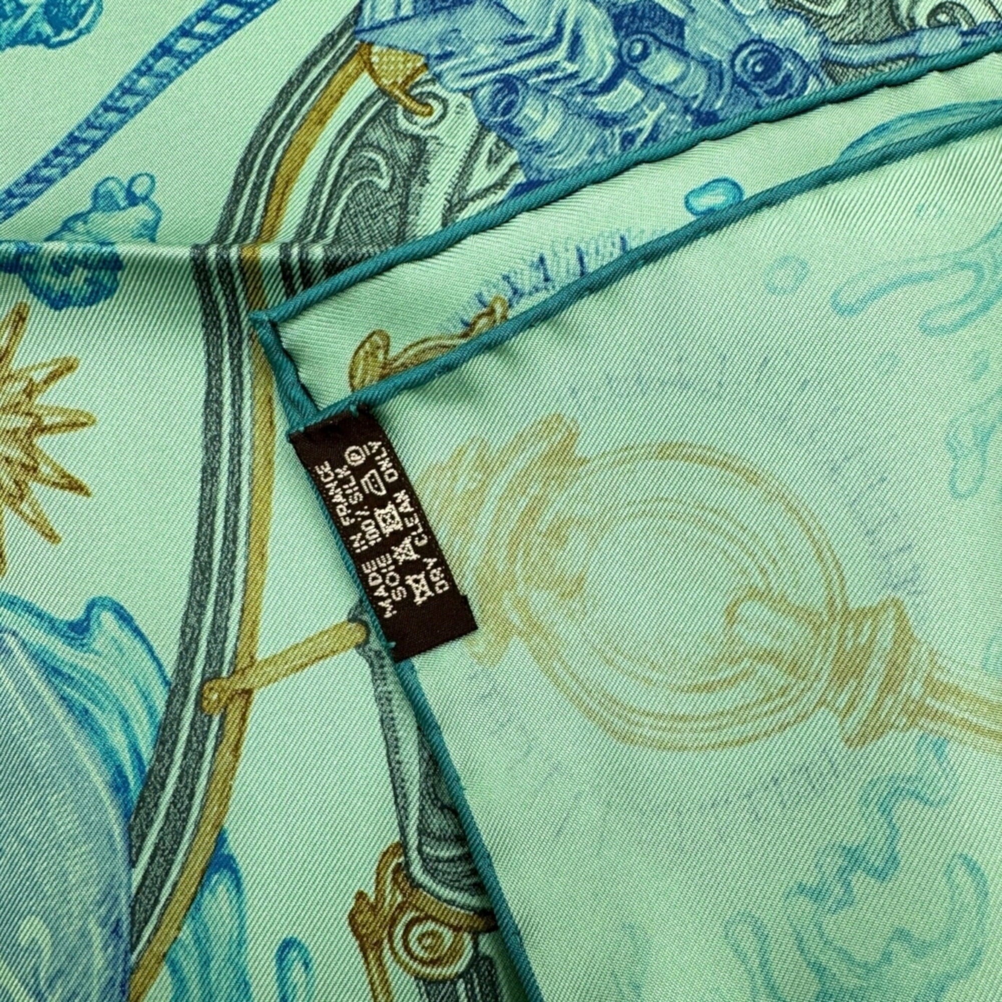 Pre-Owned Hermes HERMES Kare90 The Horsewards Horse Award Silk Green Blue Gray Scarf Large Ladies (Like New)