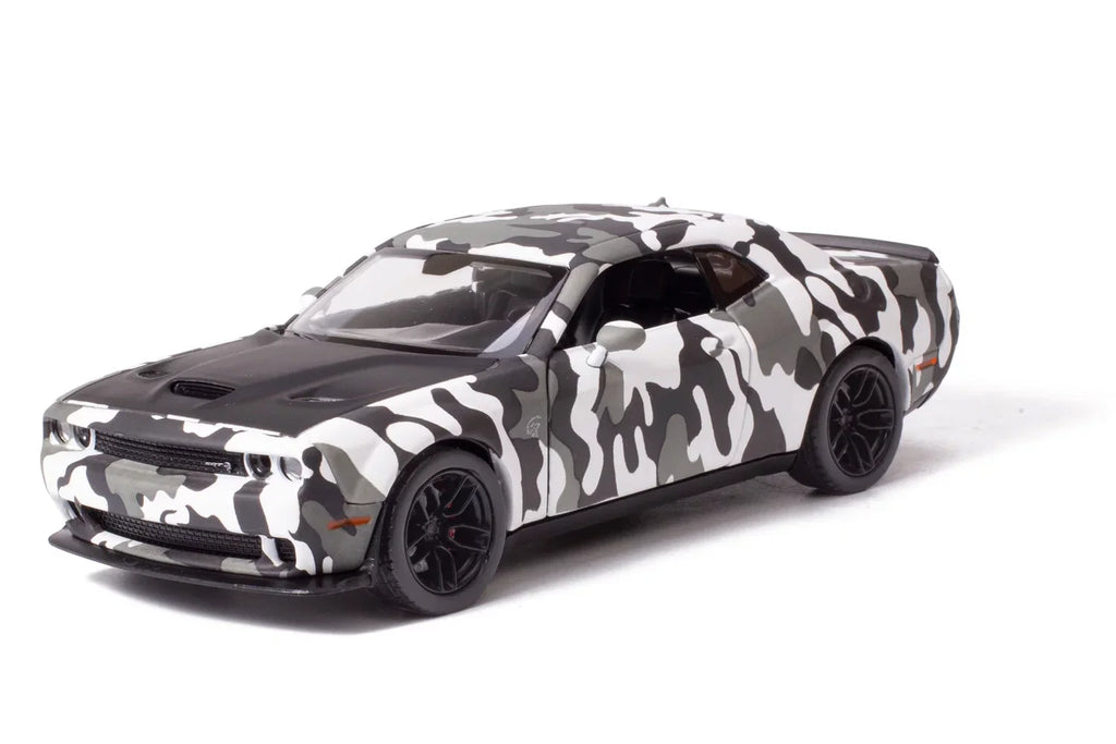 All Star Toys Exclusive 2018 Dodge Challenger SRT Hellcat Widebody Camouflage 1/24 Diecast Model Car by Motormax 79350 Camo