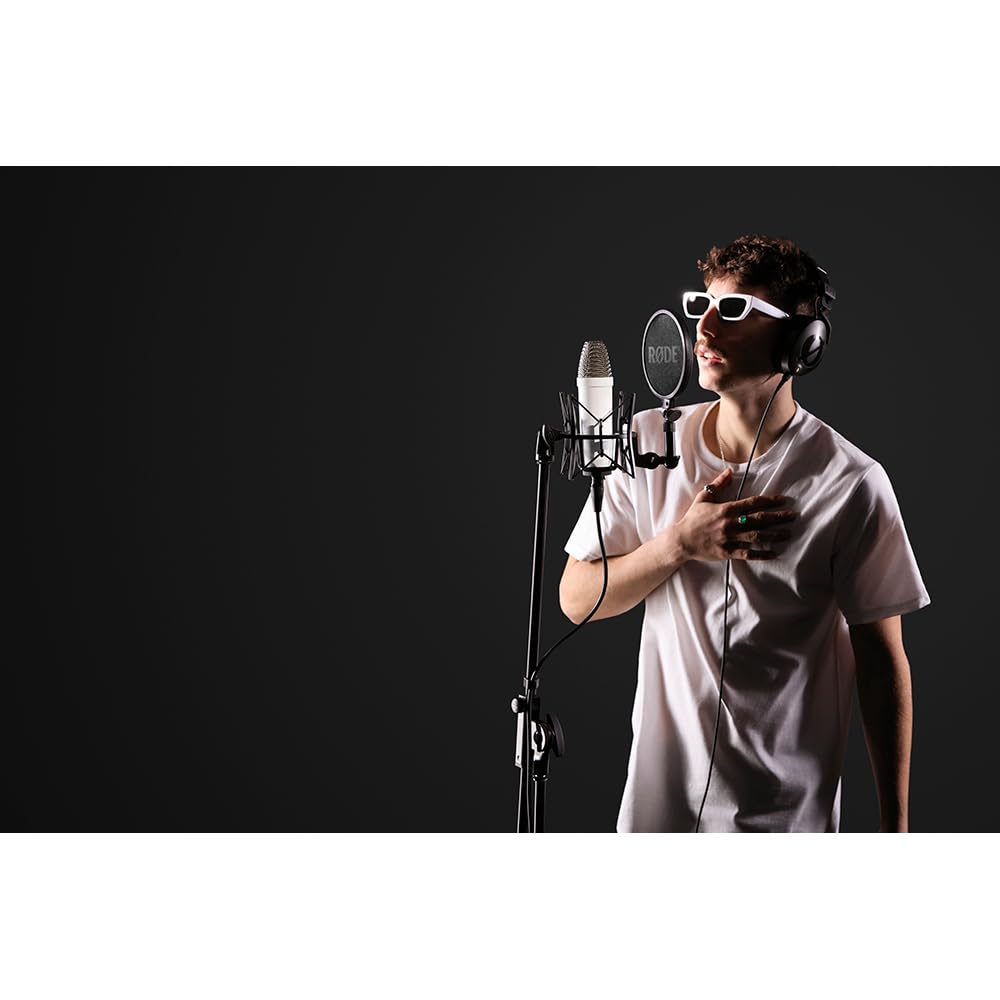 RÃDE NT1 Signature Series Studio Condenser Microphone, Black