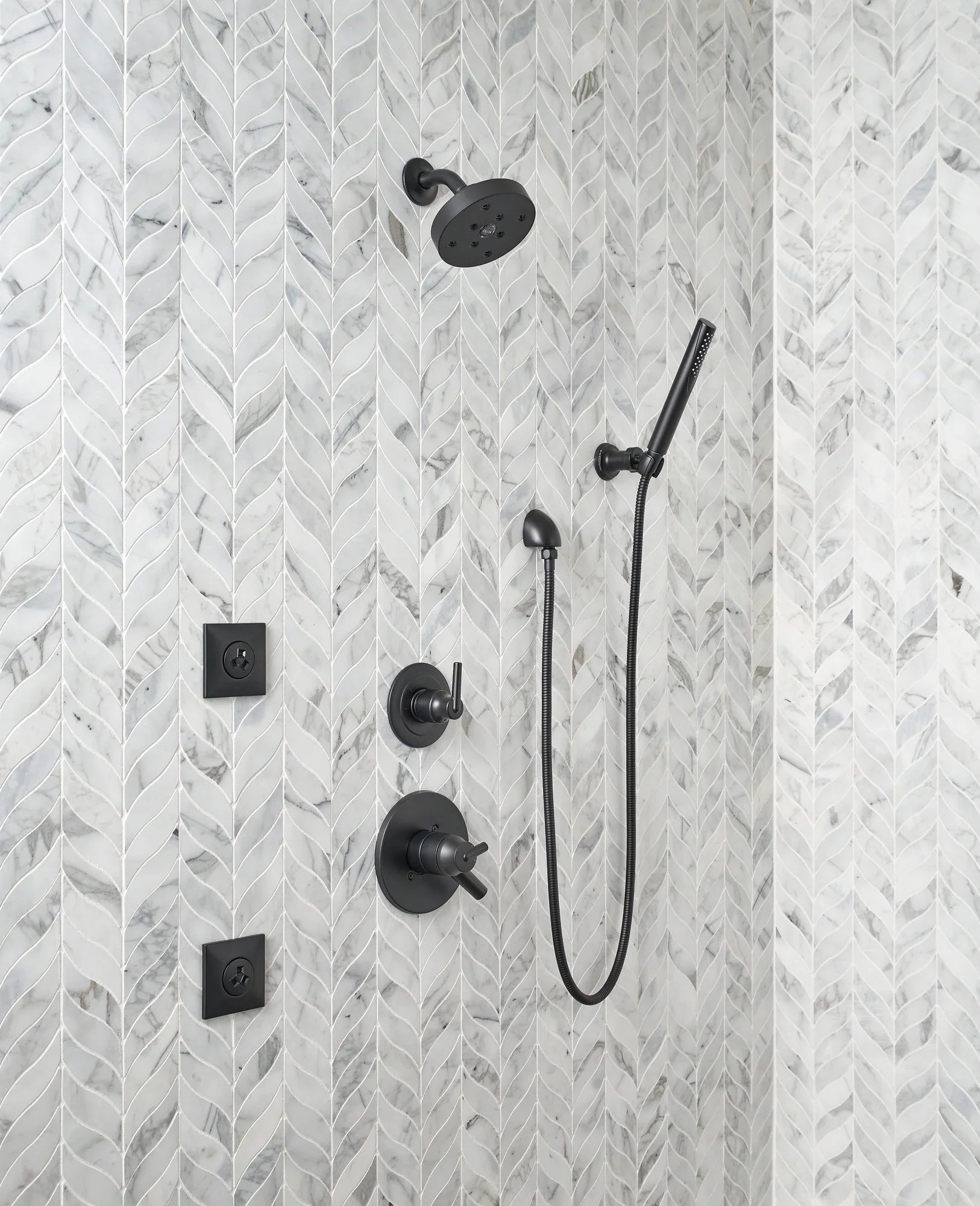 Delta Wall Elbow Hand Shower in Matte Black 50560-BL