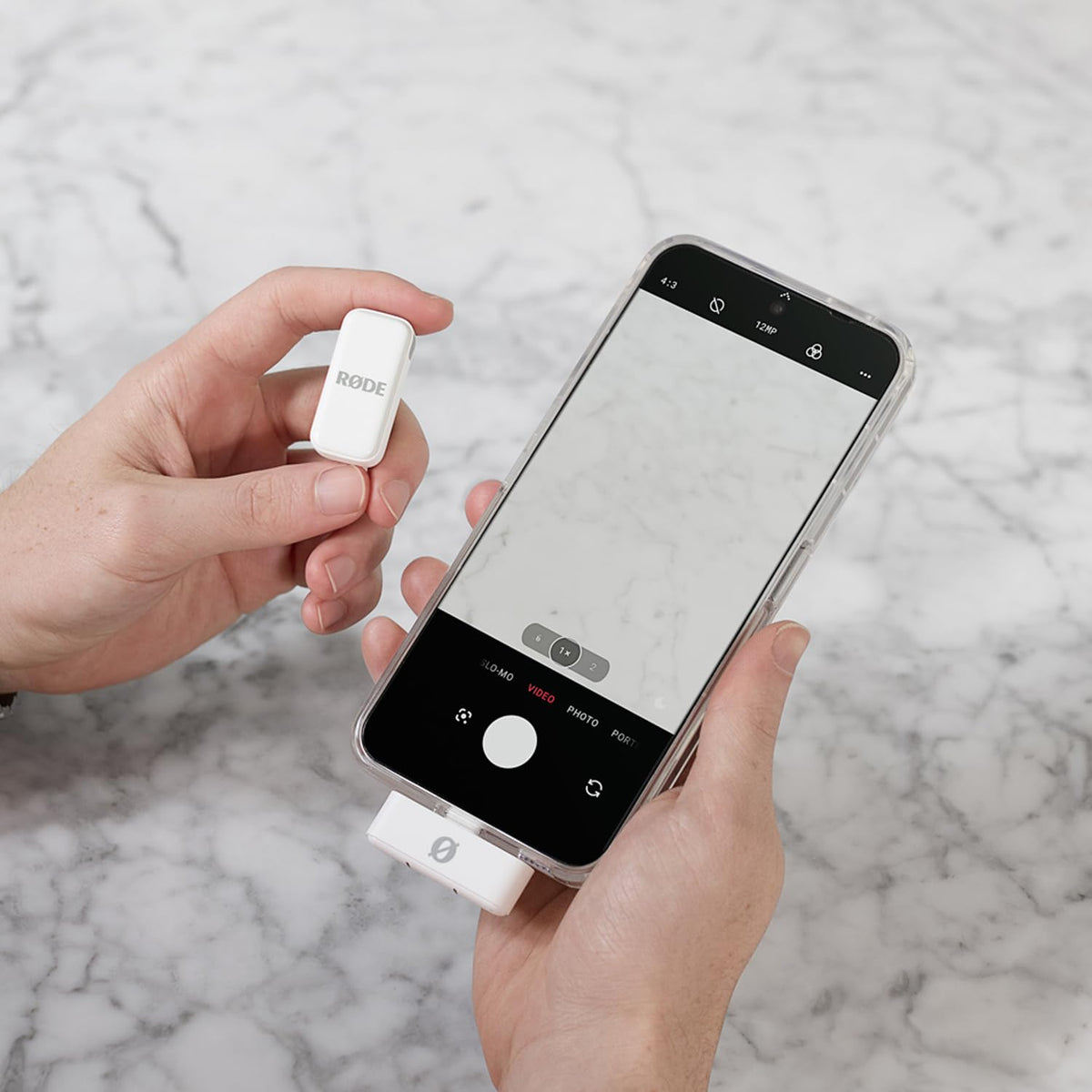 RÃDE Wireless Micro (2 Mics + Charging Case), USB-C for iPhone & Android