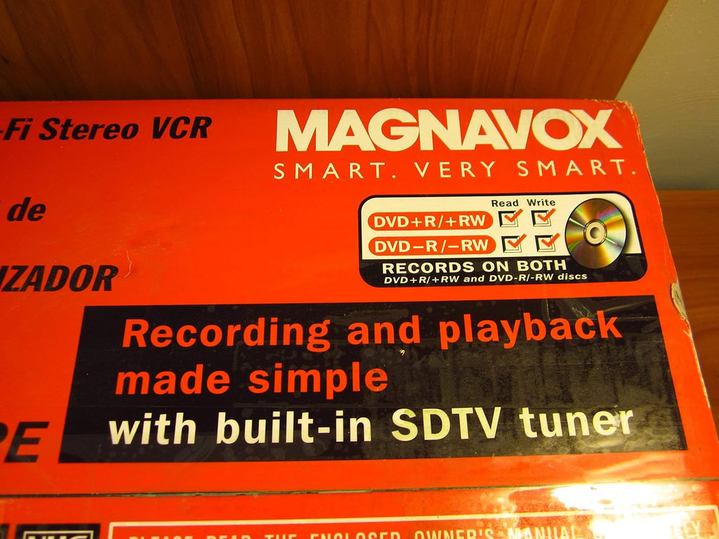 Magnavox ZV450MW8 DVD Recorder and VCR Combo with Digital Tuner [Electronics] (Renewed)
