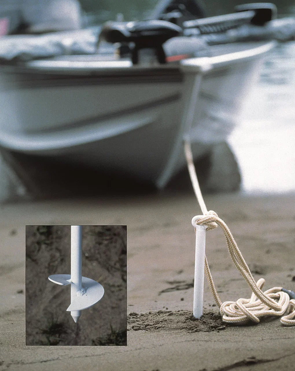 Ironwood Pacific 22" Two-Piece Sand Anchor with Storage Bag