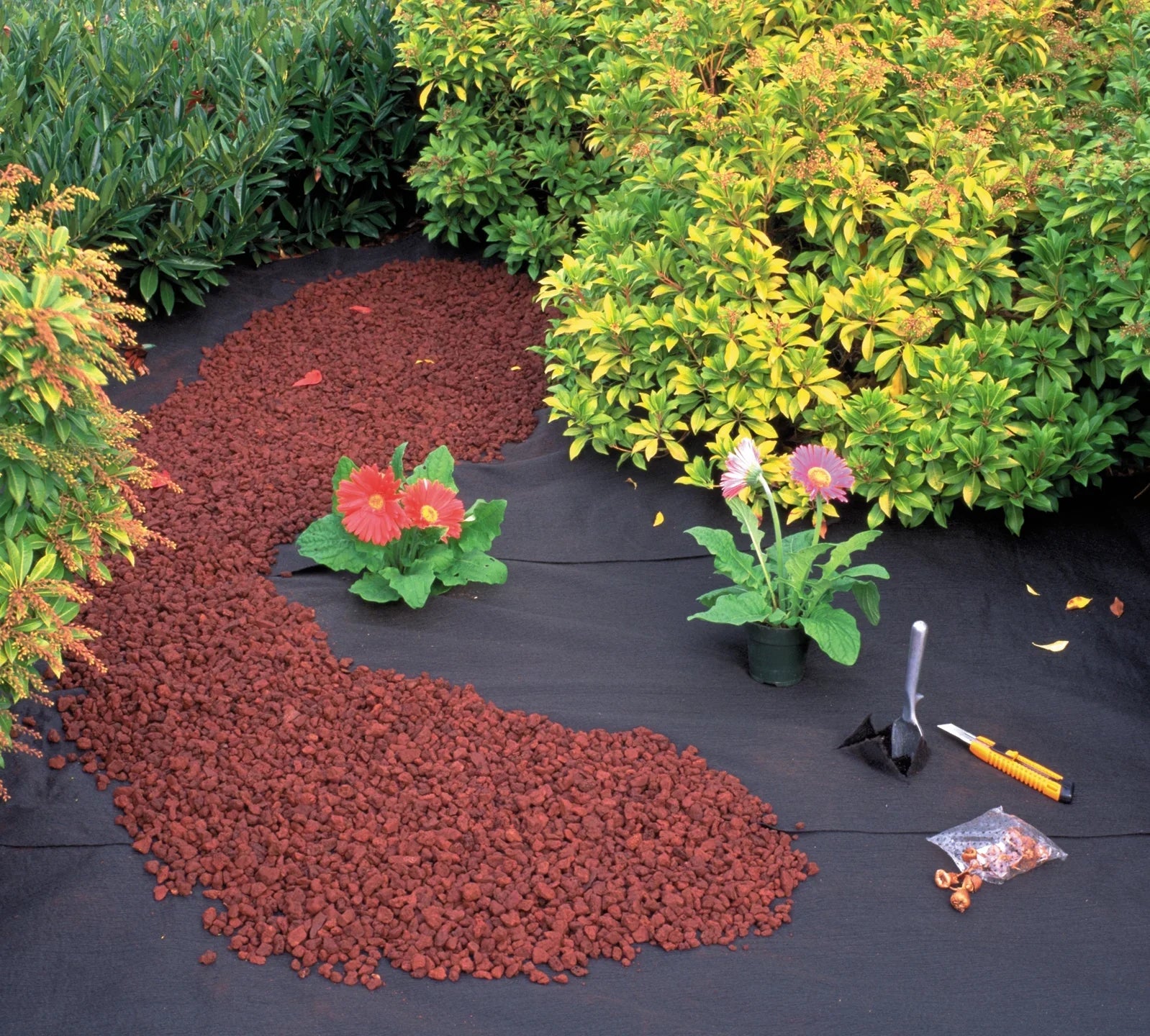 American Nettings Premium Plus REPREVE Recycled Contractor Landscape Fabric (Lifetime) 3' x 100'