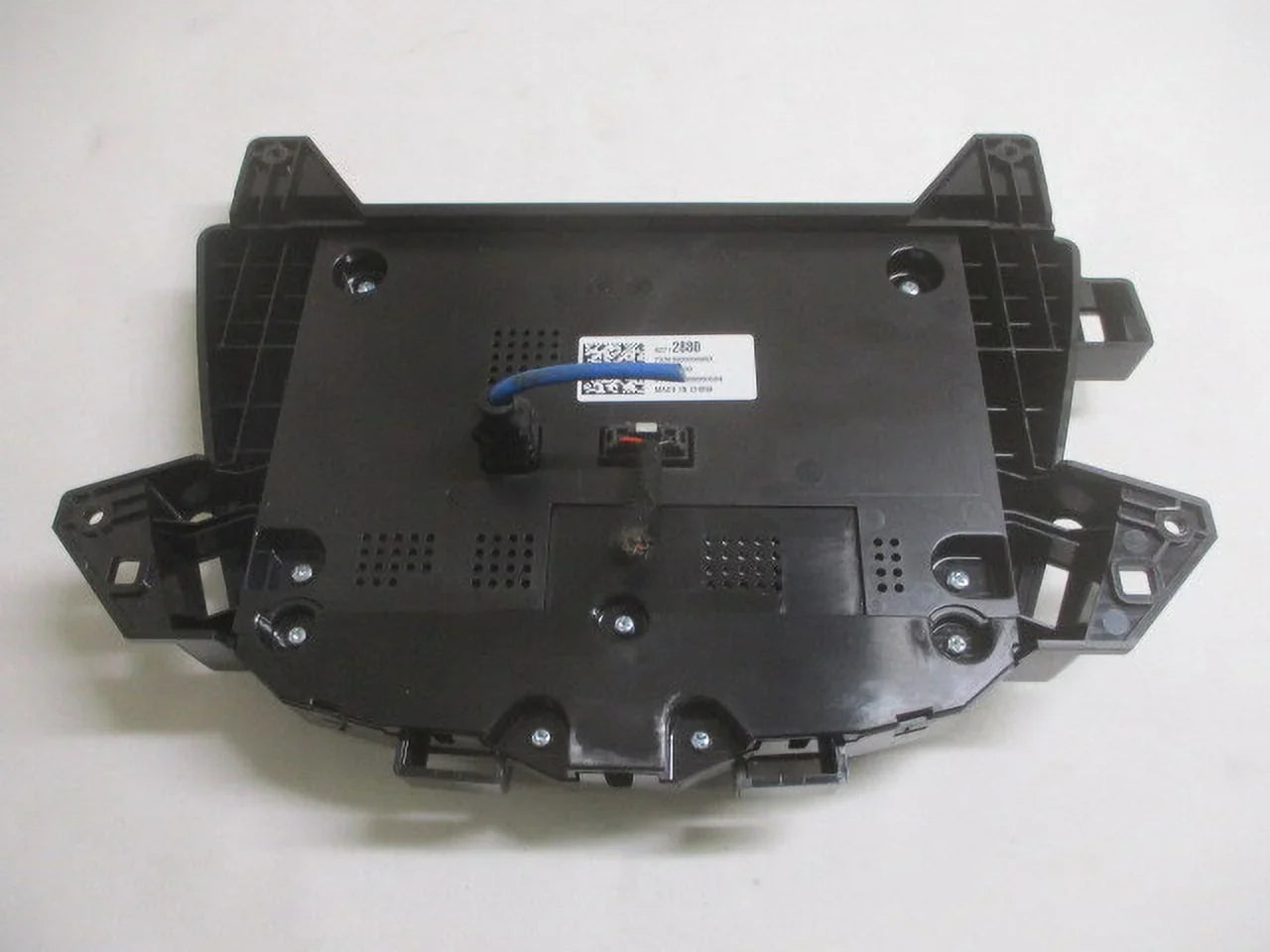 Pre-Owned 21 22 Chevrolet Trailblazer Dash Mount Inmation Display Screen OEM LKQ (Good)