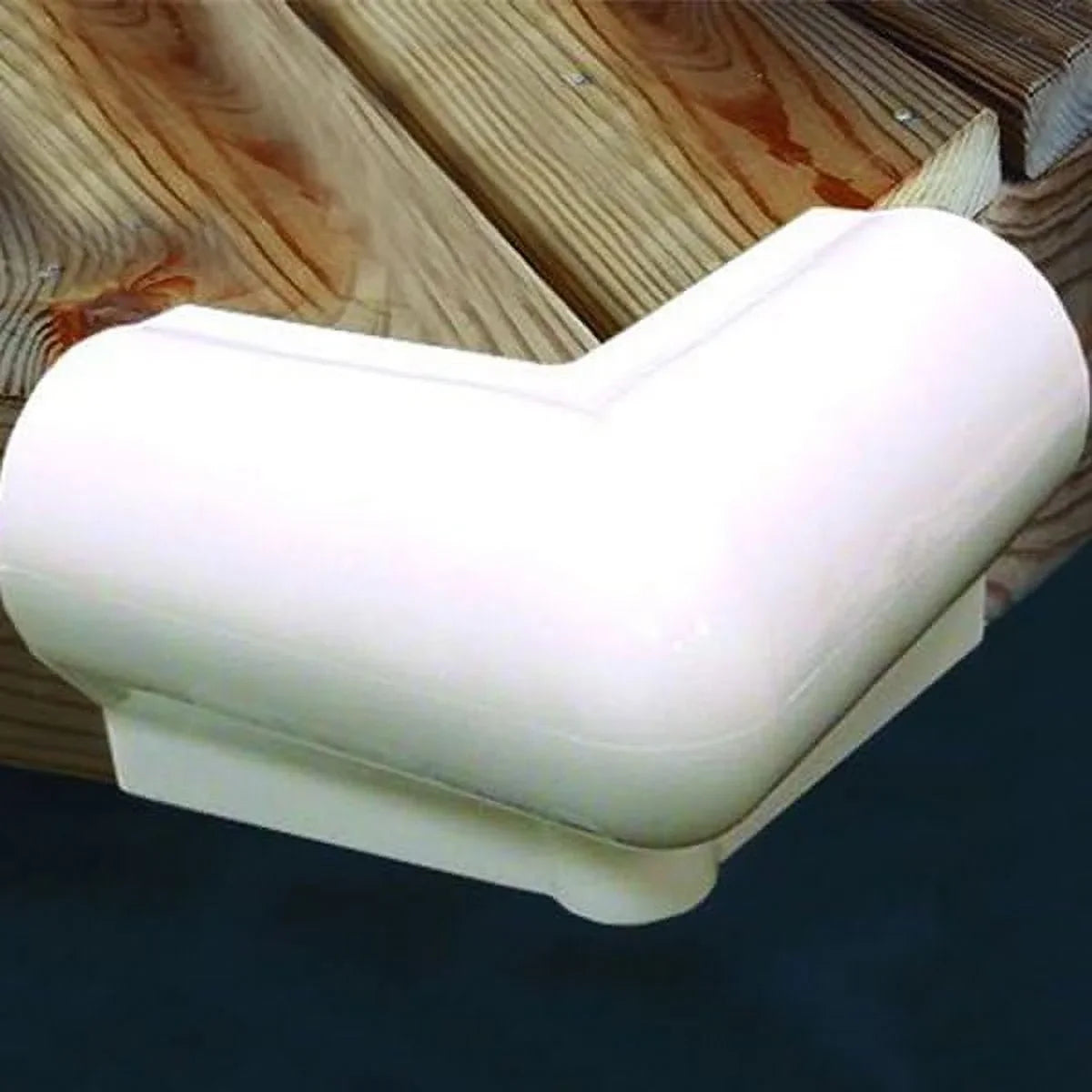 TAYLOR MADE 90º Vinyl Corner Bumper 6" x 6" White #703905