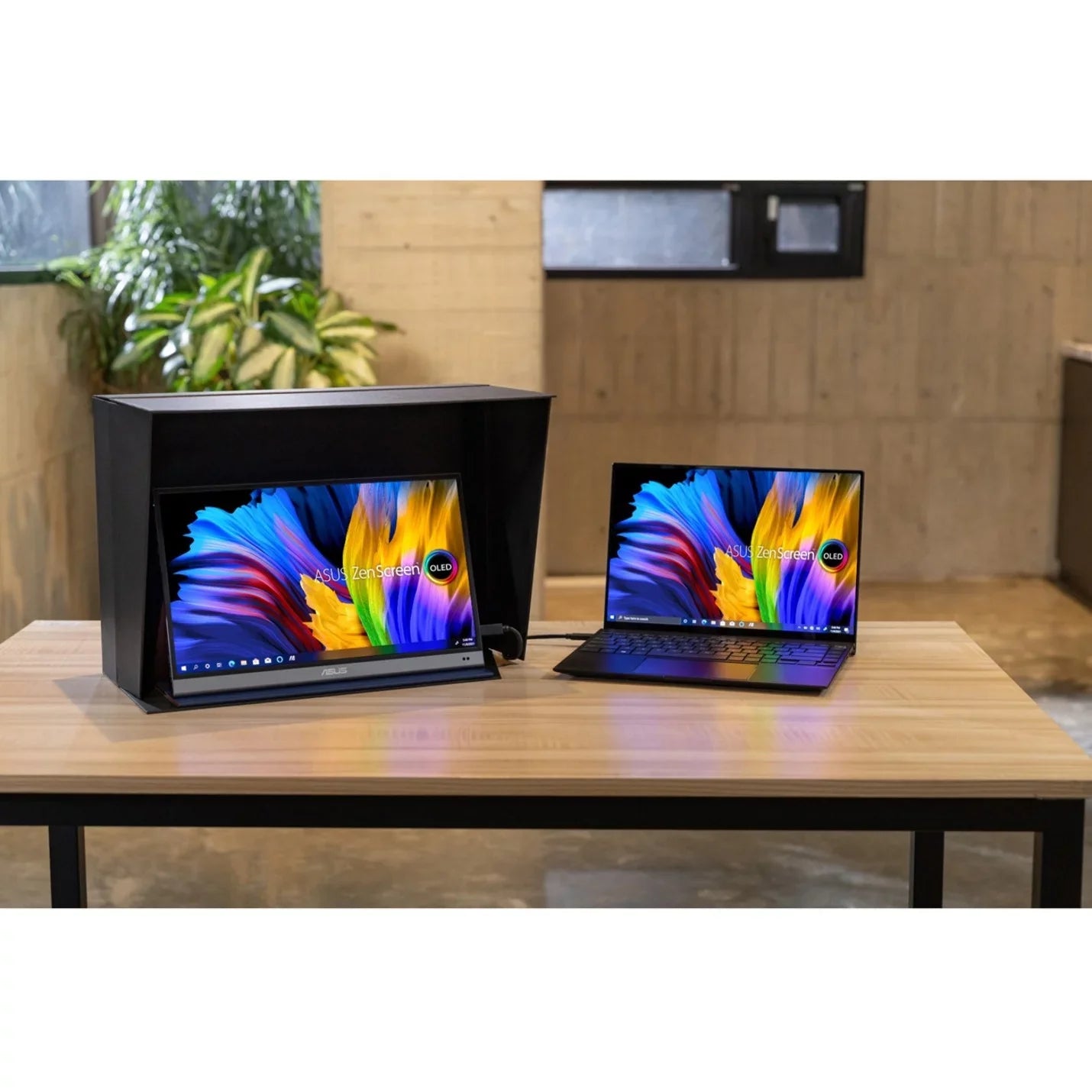 ASUS ZenScreen OLED MQ16AH Portable Monitor - 15.6-inch FHD (1920 x 1080), OLED, 100% DCI-P3, 1 ms Response Time, Delta E < 2, HDR-10, USB Type-C, Mini HDMI, Proximity Sensor, Smart Case, Flicker Free