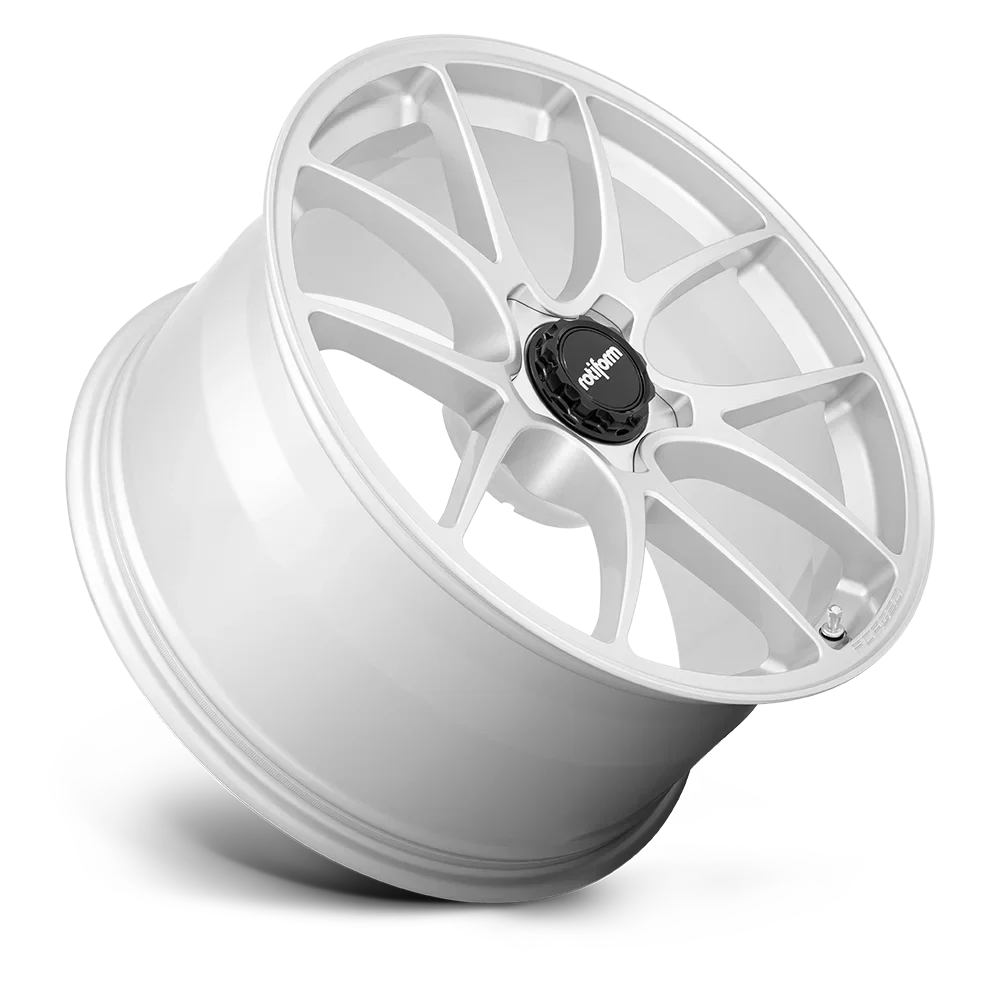 Rotim R900 Ltn 20X11 5X130 60Et 66.56Cb Gloss Silver Wheel