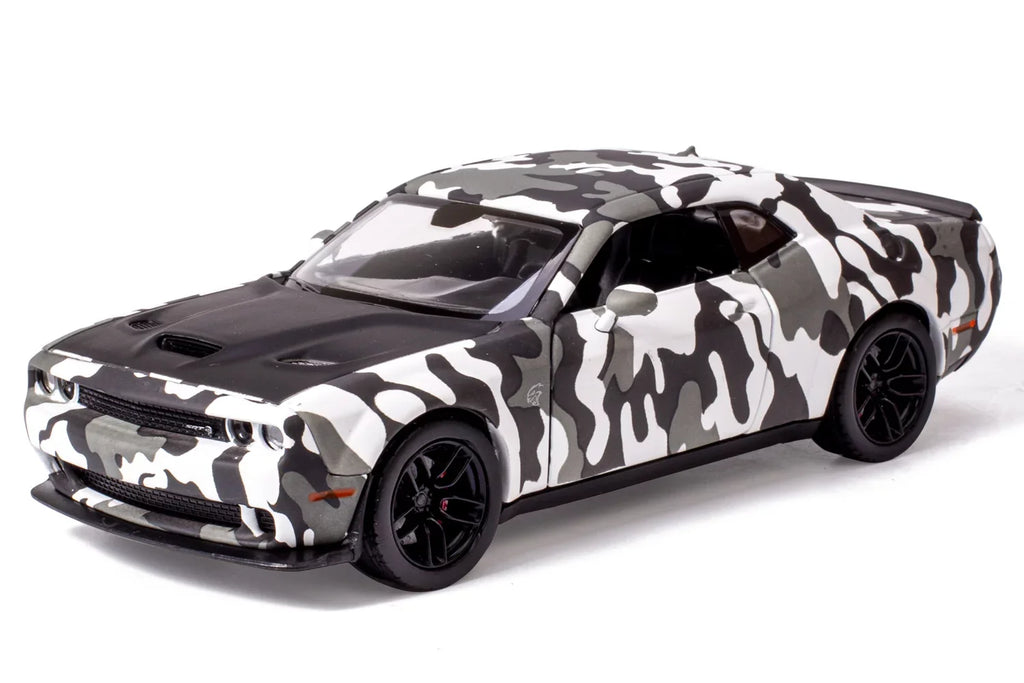 All Star Toys Exclusive 2018 Dodge Challenger SRT Hellcat Widebody Camouflage 1/24 Diecast Model Car by Motormax 79350 Camo
